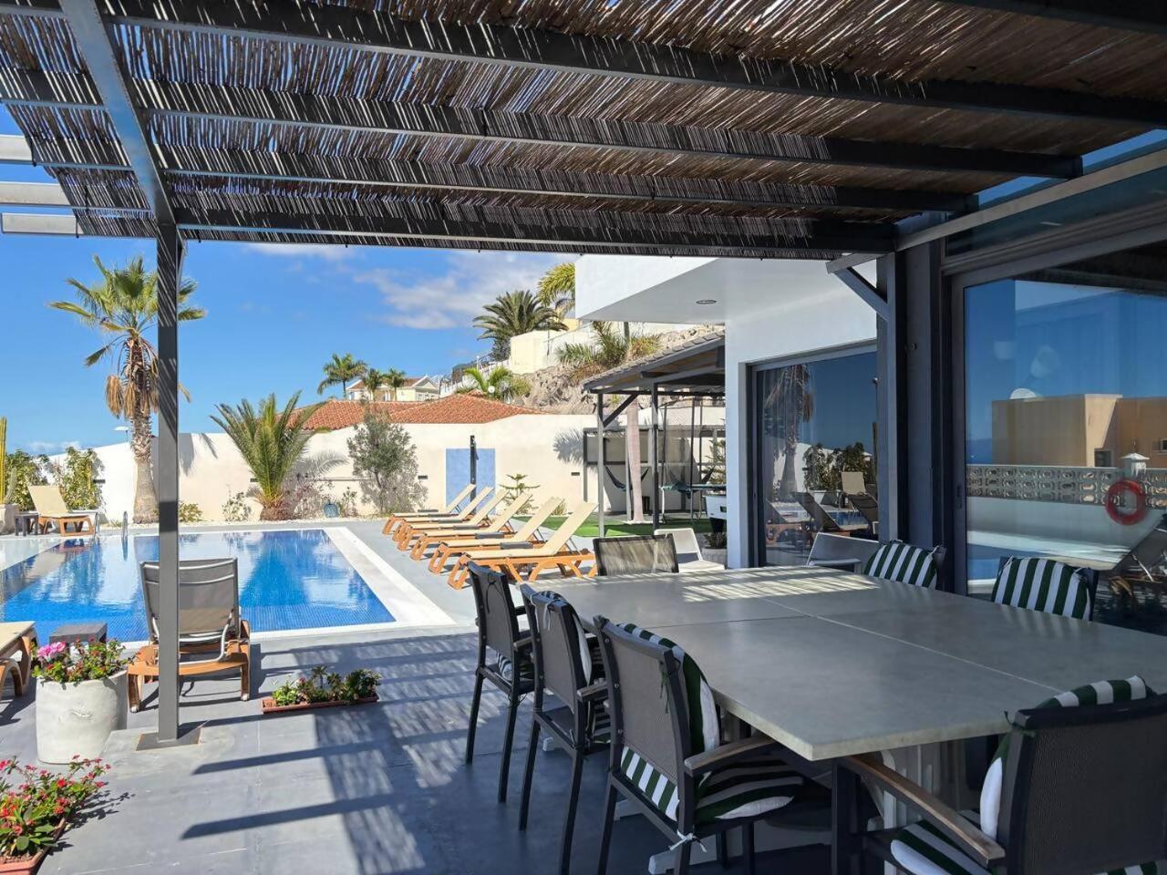 Casa Flamboyant Villa *